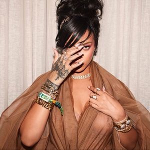 Meet your Posher, Leeann